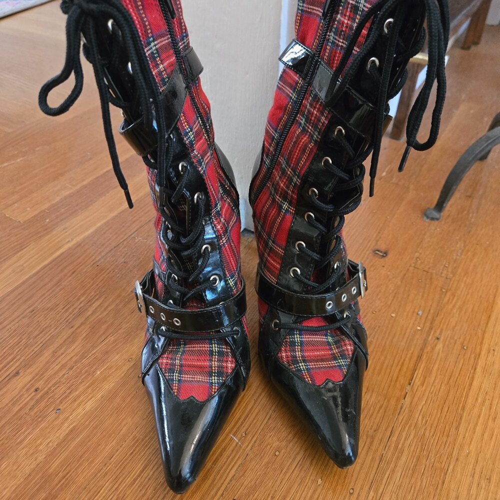 Wicked Plaid Goth Buckle Boots, Sz 6 - Picture 3 of 12